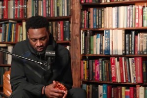 香波特：哈登也像库里一样改变了比赛，三球华子全是他的模板打法