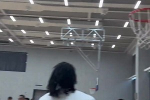 克莱遇上夏天的赖益烨，两人三分比拼会擦出什么样的火花...